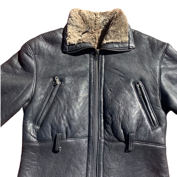 Vintage Shearling Black Leather Bomber Jacket - Picture 4 of 10